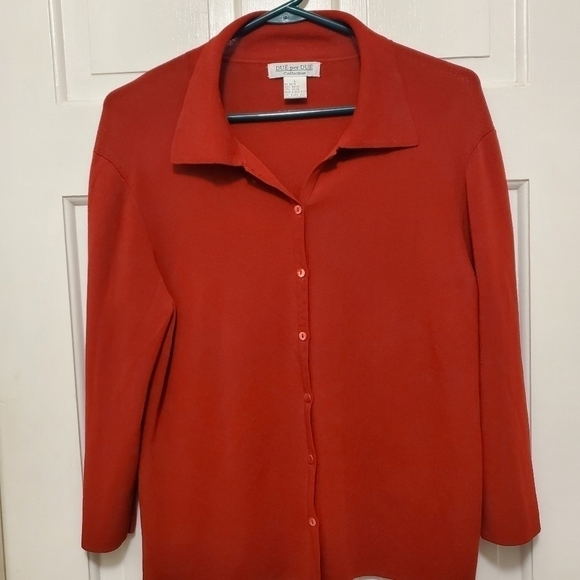 Due per Due Collection Dark Red Button Front Cardigan rayon/nylon Size Large - Picture 2 of 8